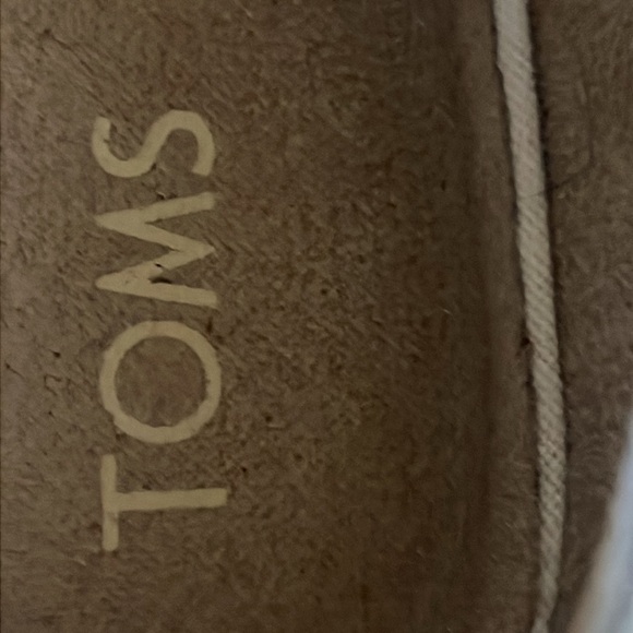 TOMS Women's Shaye Low Croc Embossed Leather Booties - Size 7 - Picture 9 of 11